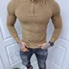 Bluza din tricotaj finut cu guler inalt si fermoar-camel cod 0822-4