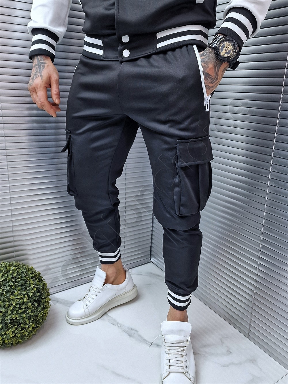 Compleu sport pentru barbati cu geaca baseball-negru cod 56