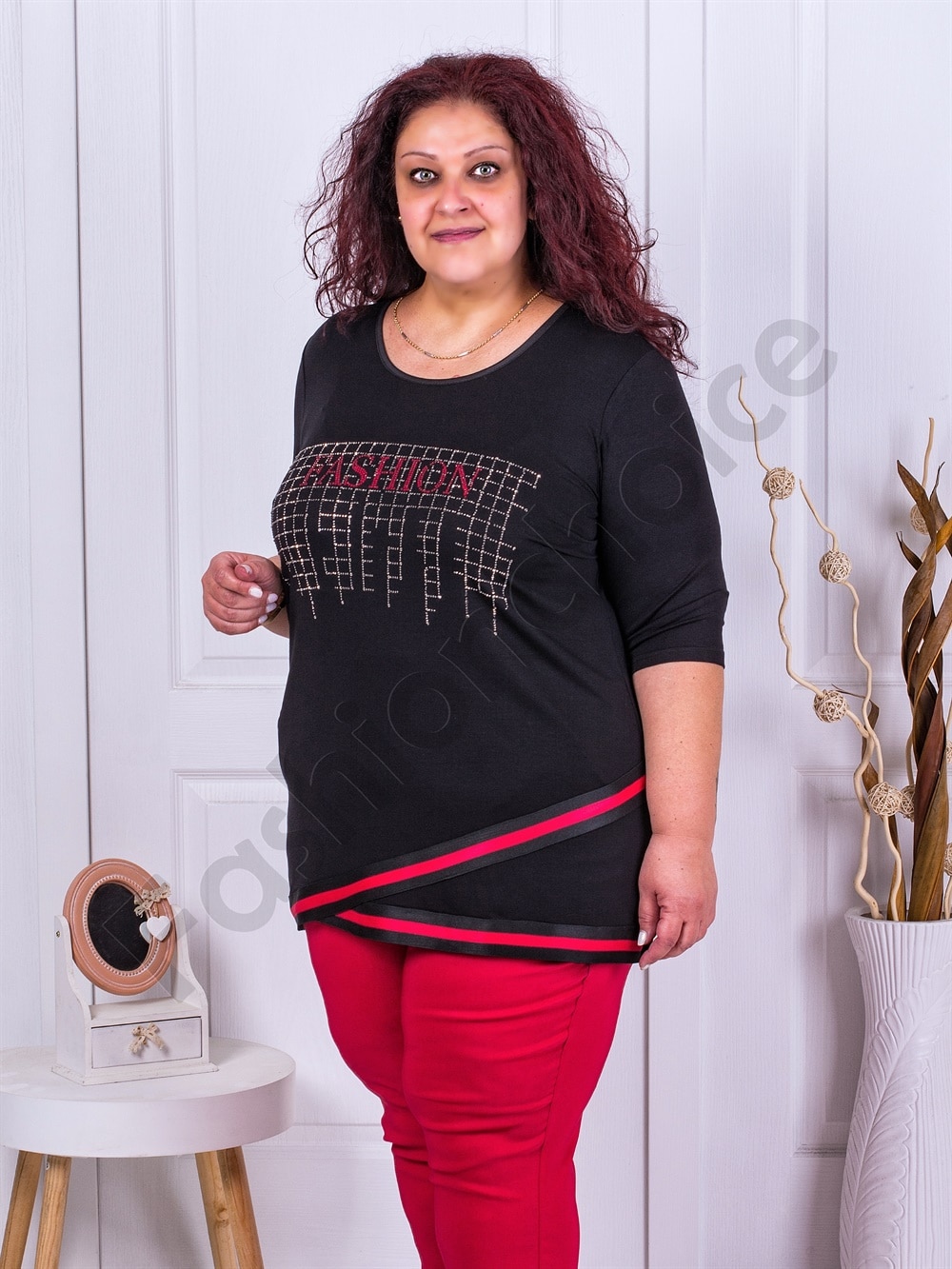 Tunica sport-elegant cu inscris Fashion cod 231237