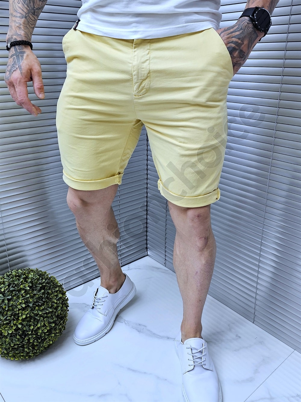 Pantalon scurt pentru barbati cu buzunare italiene-galben cod 2091-2