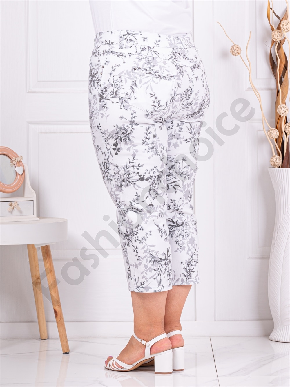 Pantalon maxi cu lungime 7/8 si imprimeu frunze cod 231308-3