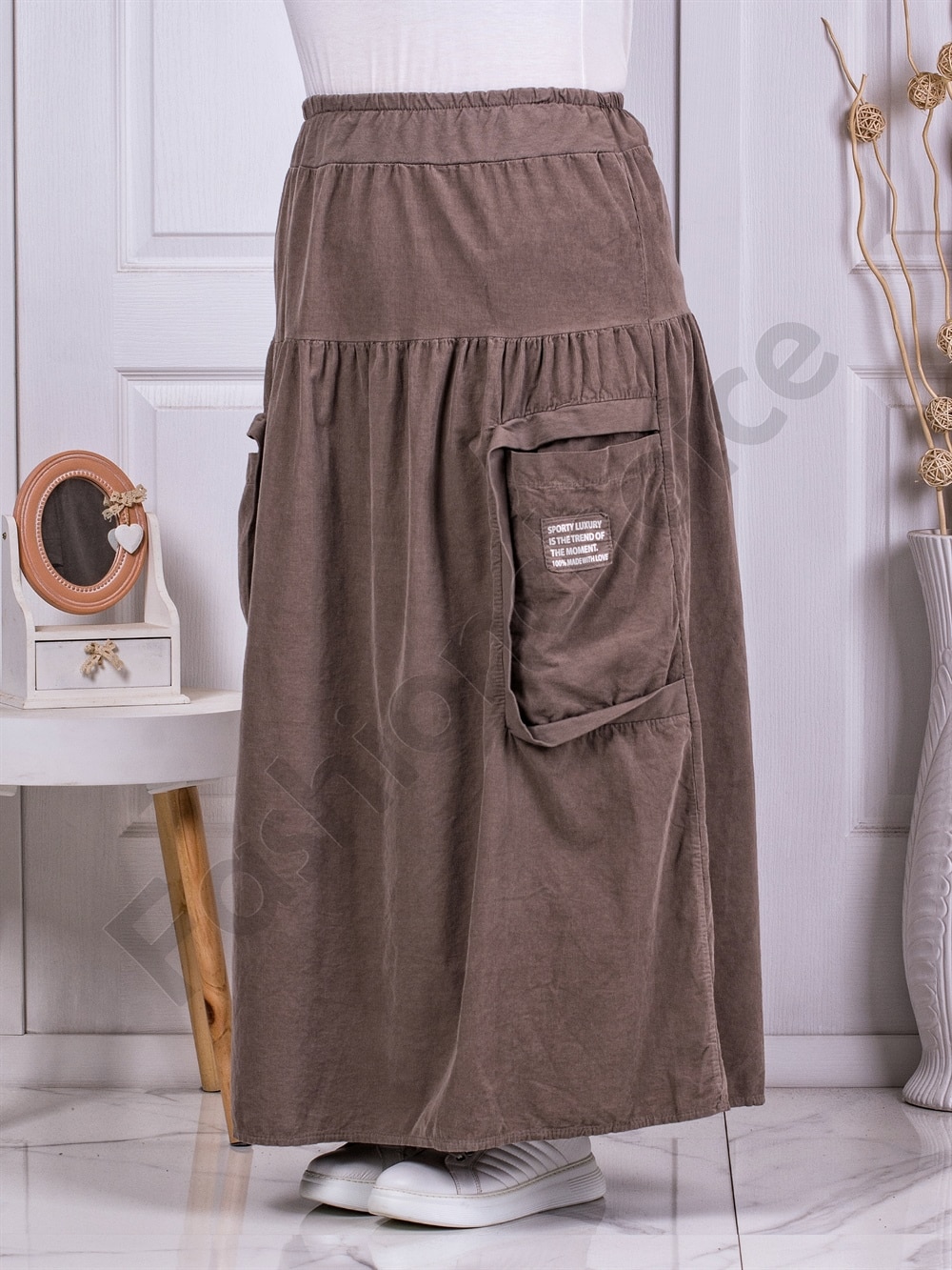 Fusta maxi din catifea reiata si elastic in talie-moca cod 3154
