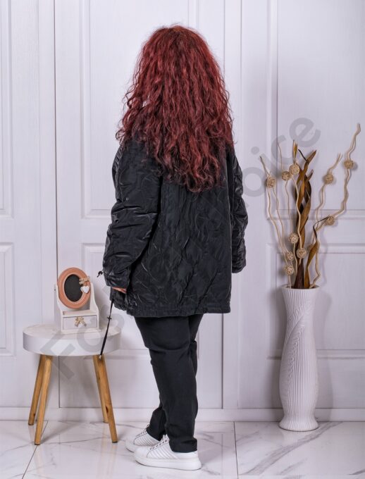 Geaca maxi groasa din material lucios-negru cod 62065