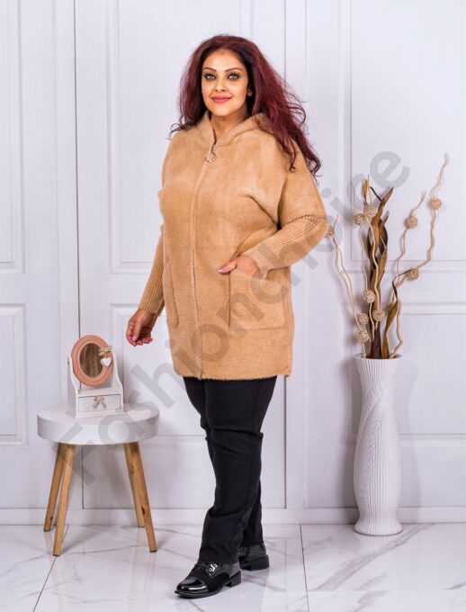 Cardigan maxi pufos cu fermoar si gluga-camel cod 33023-1