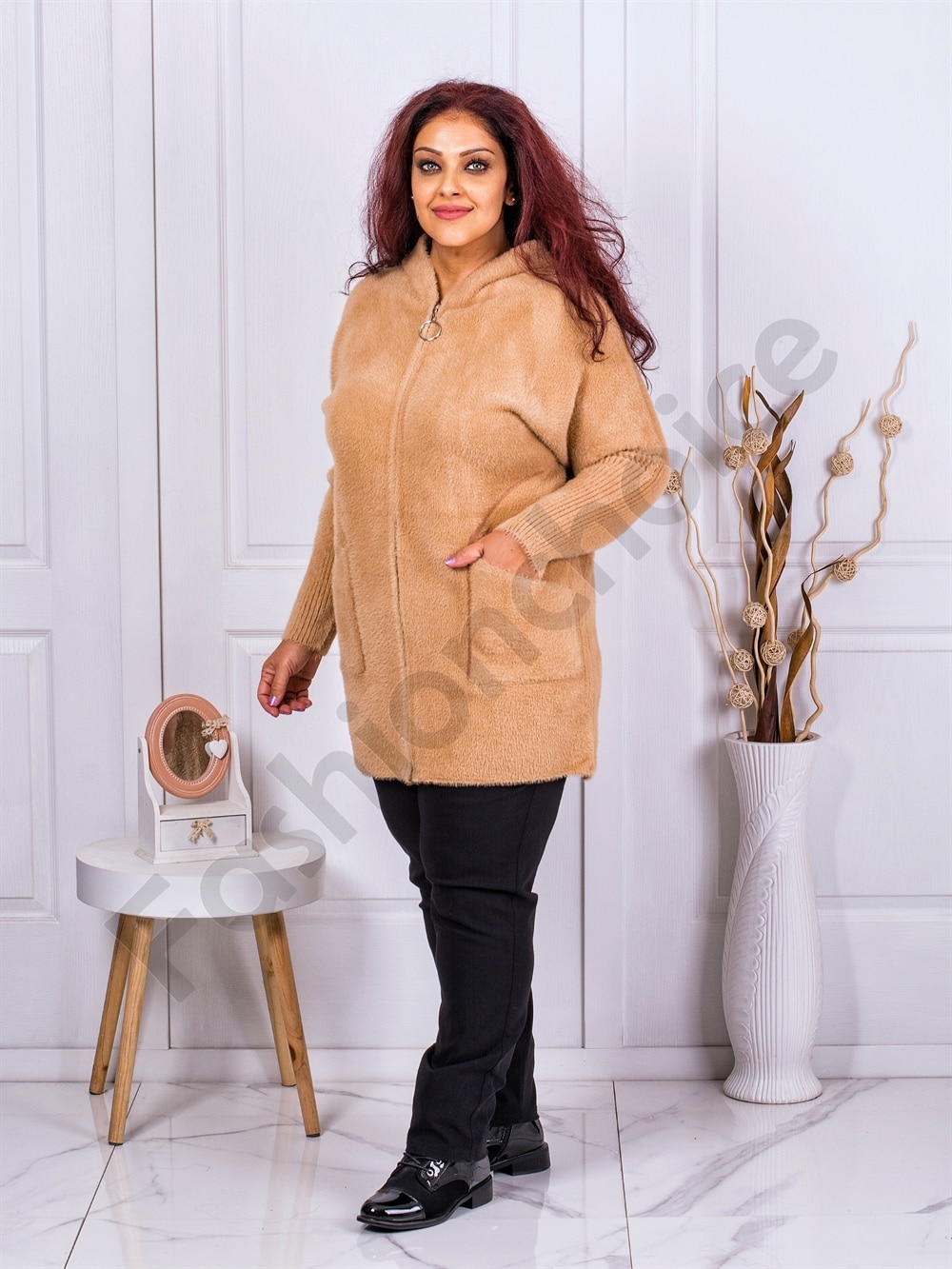 Cardigan maxi pufos cu fermoar si gluga-camel cod 33023-1