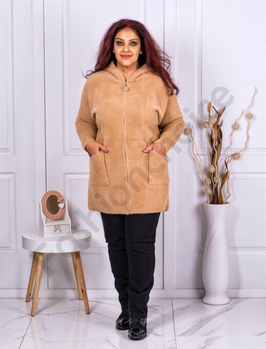 Cardigan maxi pufos cu fermoar si gluga-camel cod 33023-1