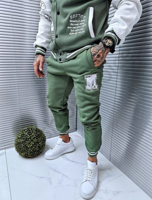 Compleu sport pentru barbati cu geaca baseball si aplicatii-verde cod 2322-2