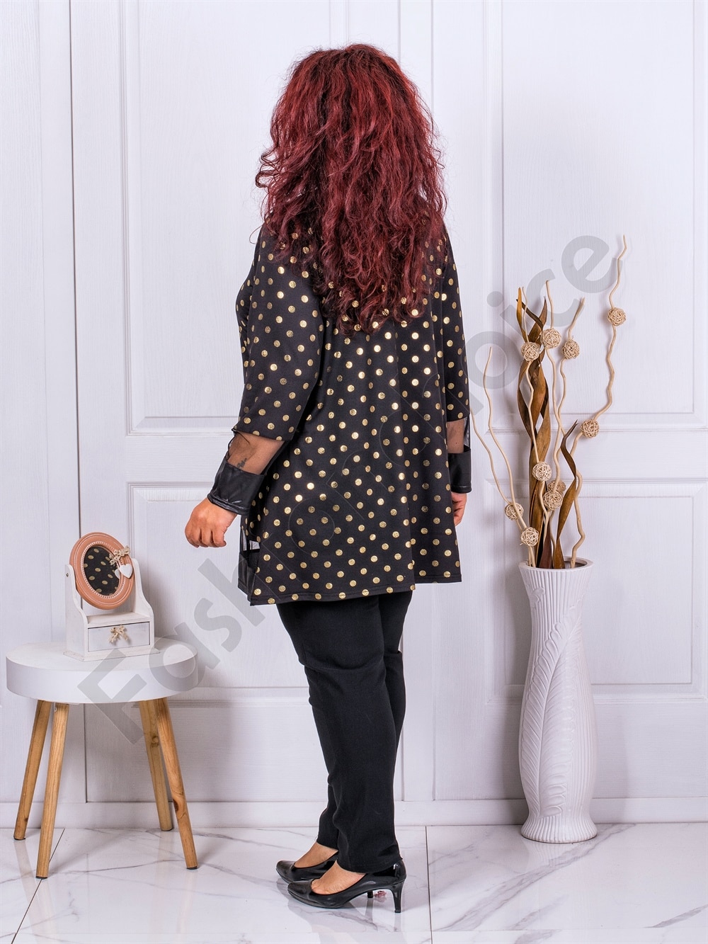Tunica maxi cu accente din tull si buline aurii cod 1309-6