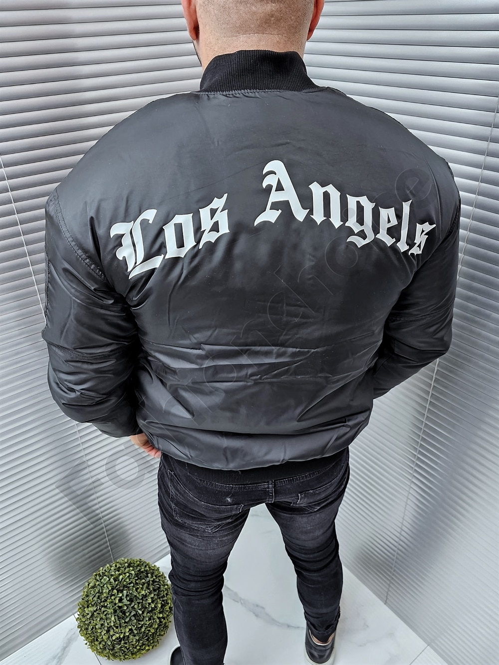 Geaca bomber groasa pentru barbati cu inscris Los Angels cod 2355