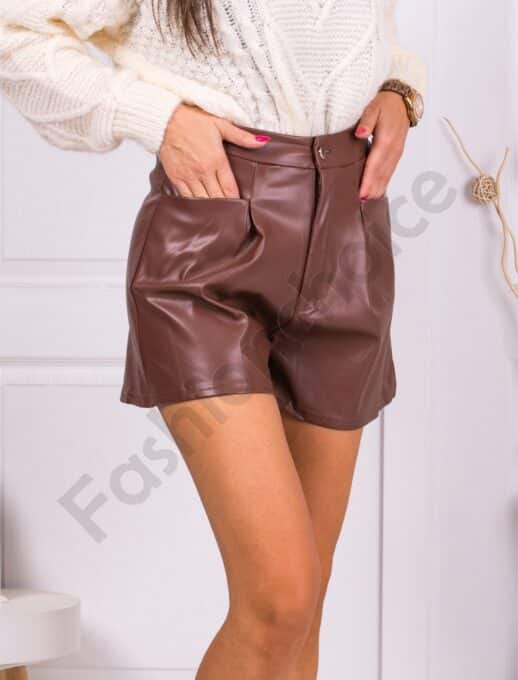 Pantalon scurt din piele eco cu buzunare-maro cod 27009-2