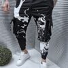 Pantalon sport cu buzunare cargo si print modern-negru cod 9975