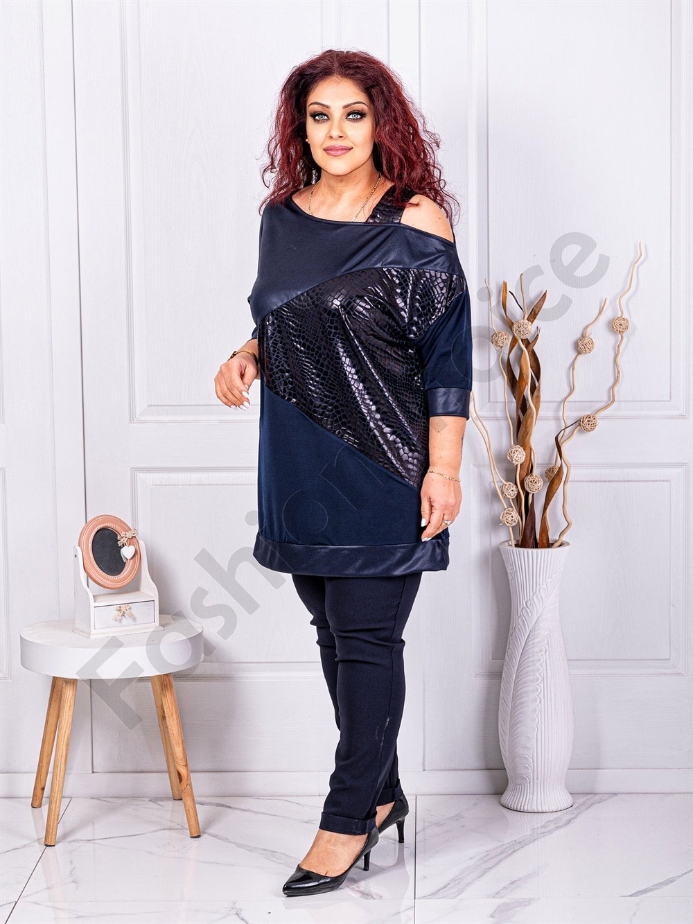Tunica maxi cu design elegant-albastru inchis cod 1402-2