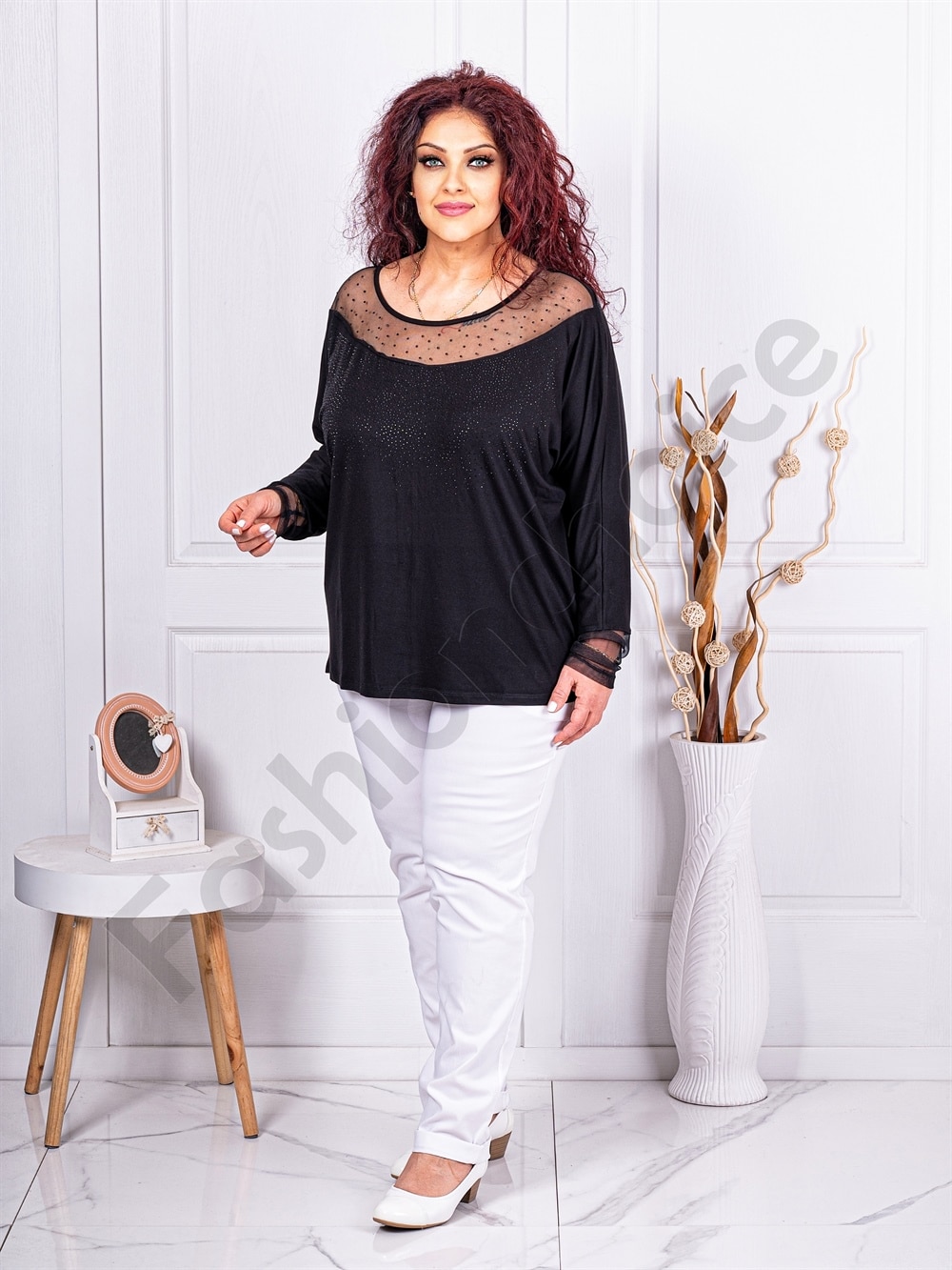 Bluza maxi in combinatie cu tull si pietricele discrete cod 473