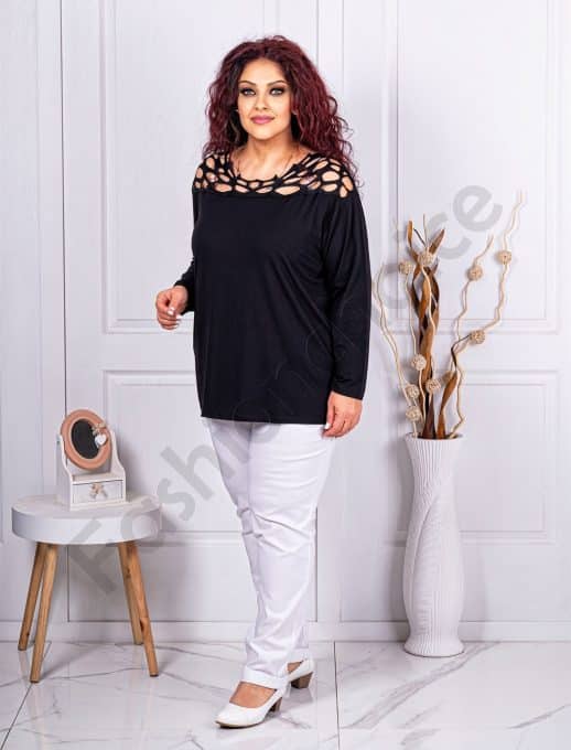 Bluza eleganta maxi cu broderie taiata cod 455