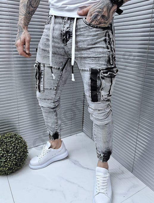 Blugi jogger cu buzunare cargo in parti-gri deschis cod 9888