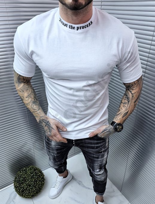 Tricou pentru barbati cu inscris Trust the process-alb cod 241350-30