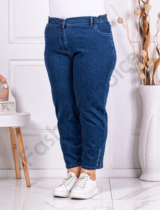 Blugi maxi 9/10 cu broderie si pietricele cod 457