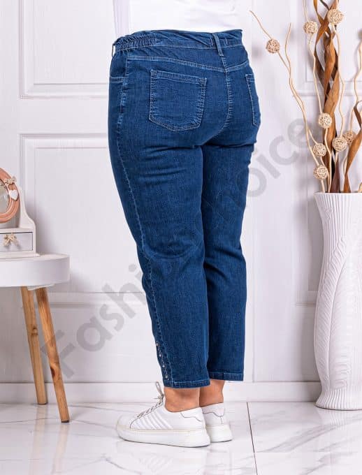 Blugi maxi 9/10 cu broderie si pietricele cod 457