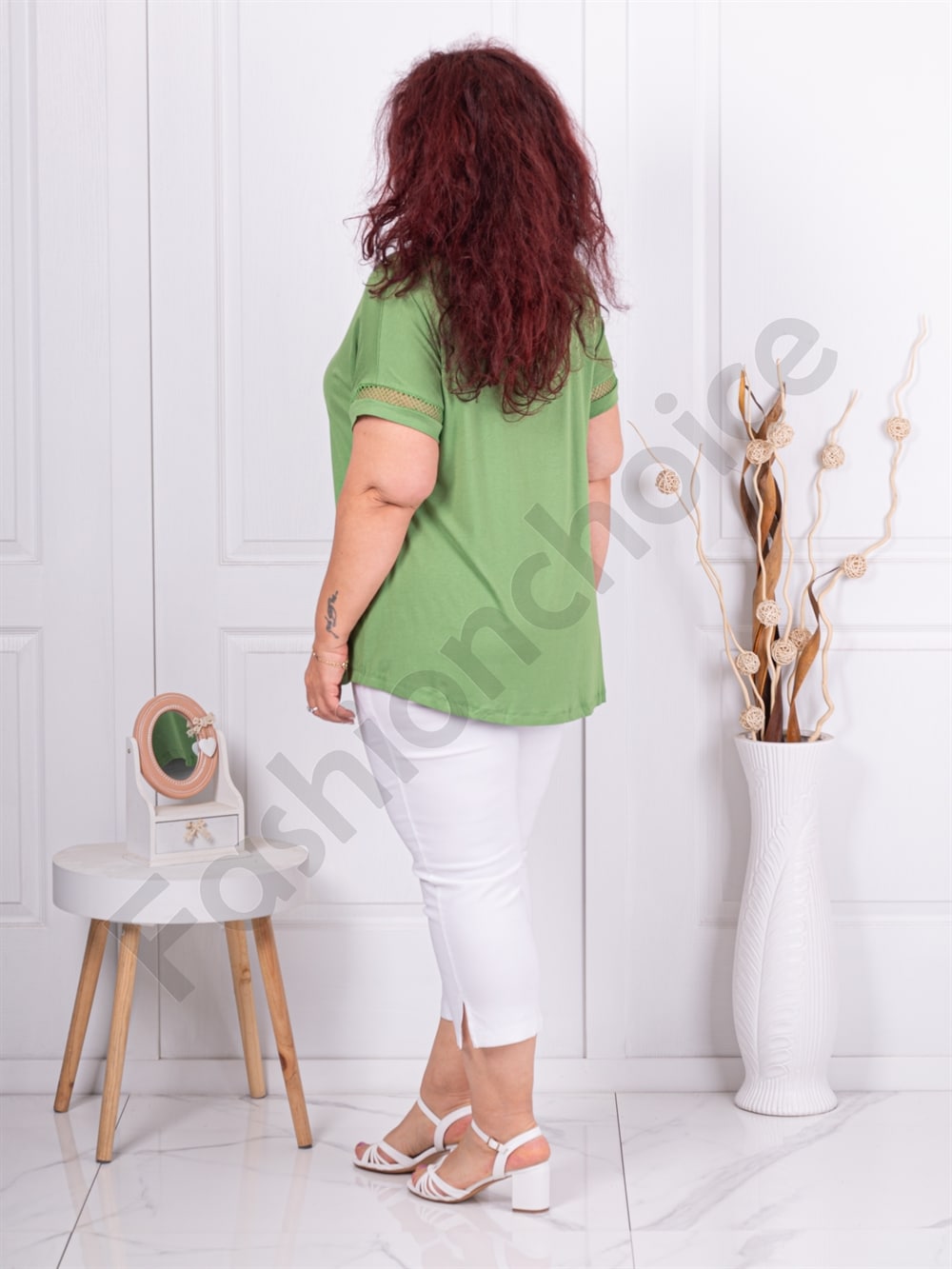 Bluza maxi cu decoratie din pietricele si ornamente pe maneci-verde pastel cod 2851-2