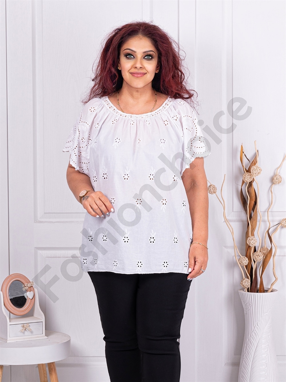 Tunica maxi pentru vara cu broderie englezeasca-alb cod 241145-2