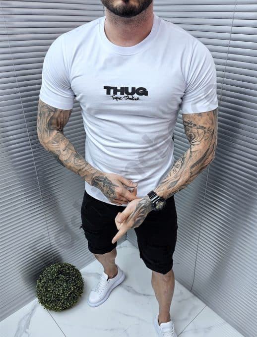 Tricou barbati cu inscris Thug in fata si imprimeu in spate-alb cod 7070-1