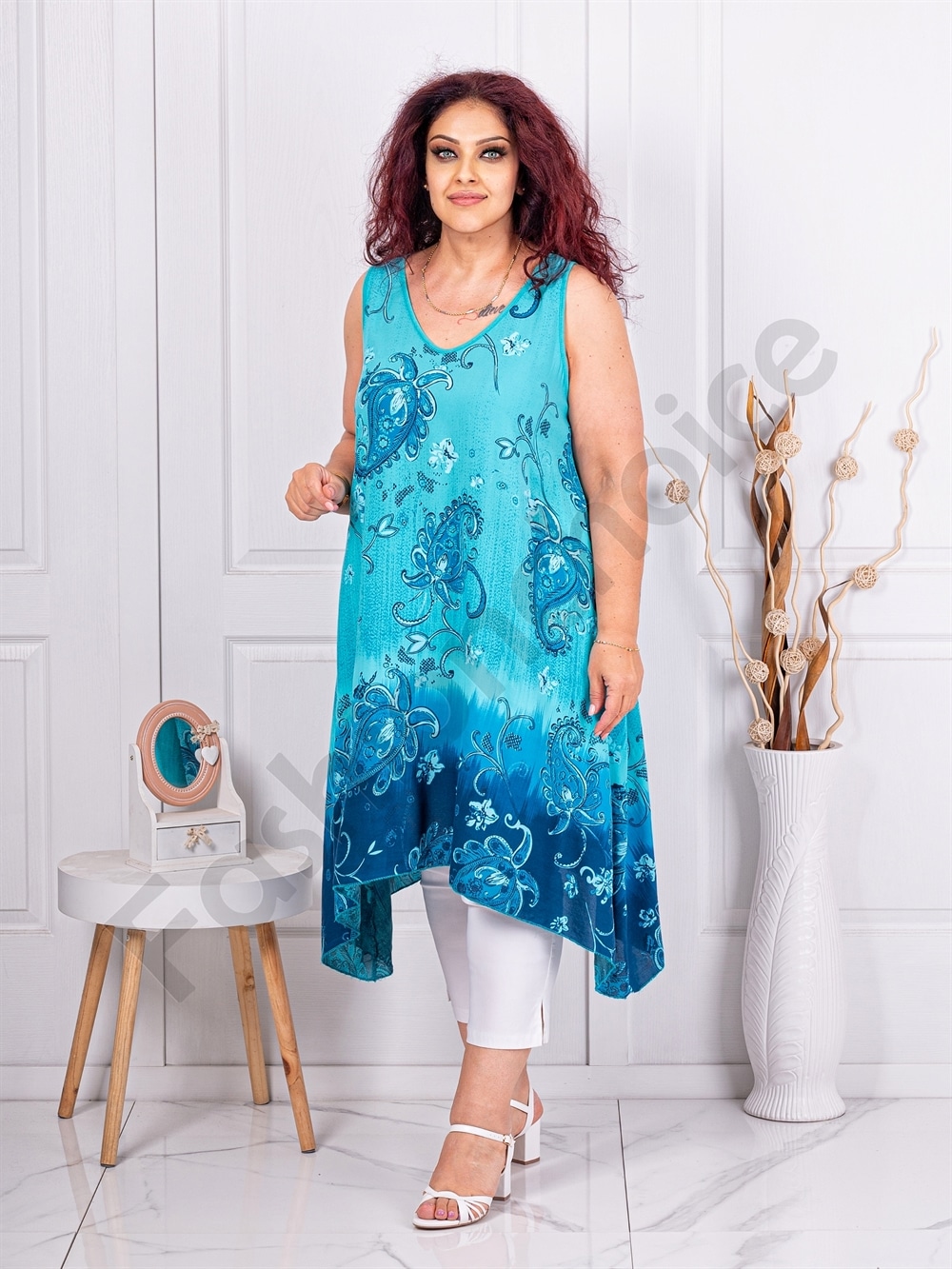 Top maxi cu croi asimetric si motive multicolor-turcoaz cod 241188-2