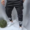 Pantalon sport cu buzunare cargo si inscris New York cod 9072