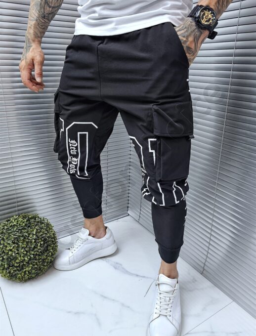 Pantalon sport din fas cu buzunare cargo si inscriptii cod 9080