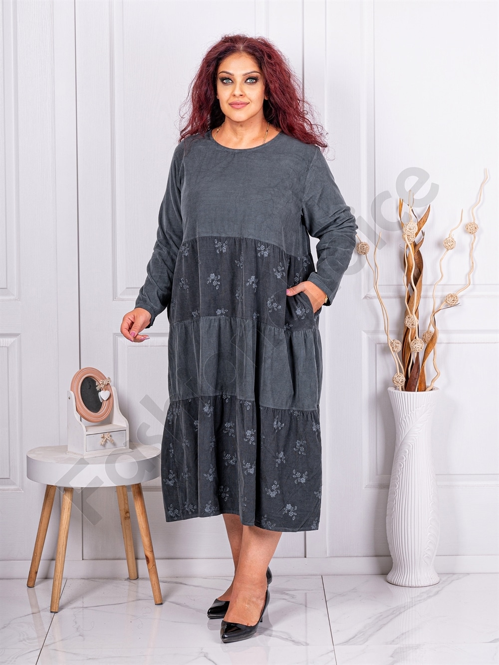Rochie maxi din catifea reiata cu flori brodate-grafit cod 80687-3