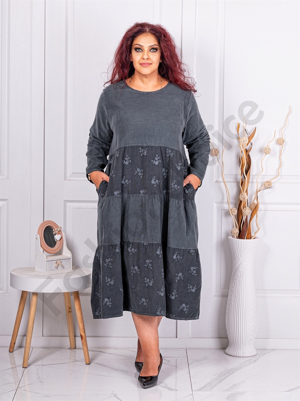 Rochie maxi din catifea reiata cu flori brodate-grafit cod 80687-3