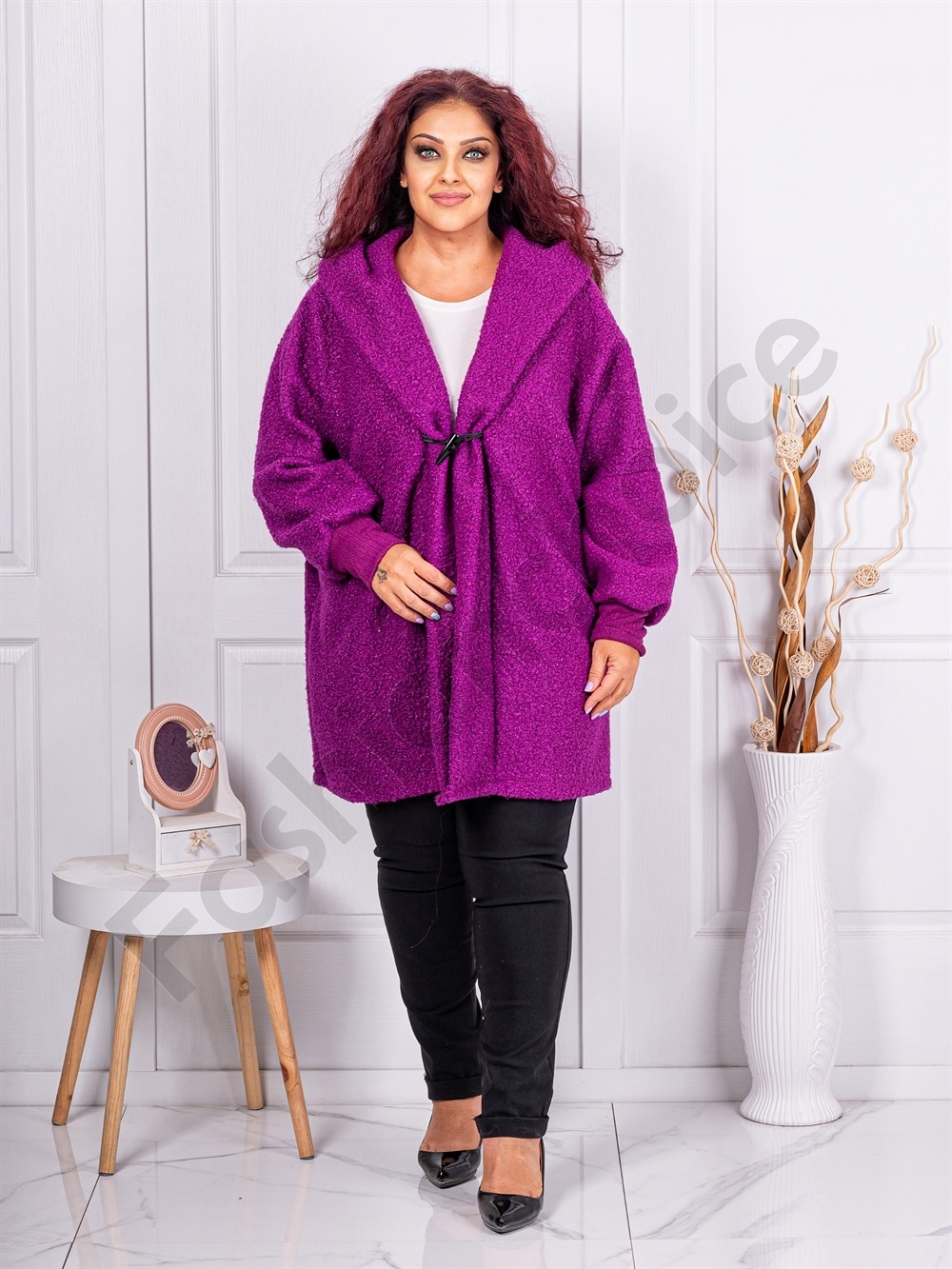 Jacheta maxi din bucle cu inchidere interesanta-magenta cod 1763-5