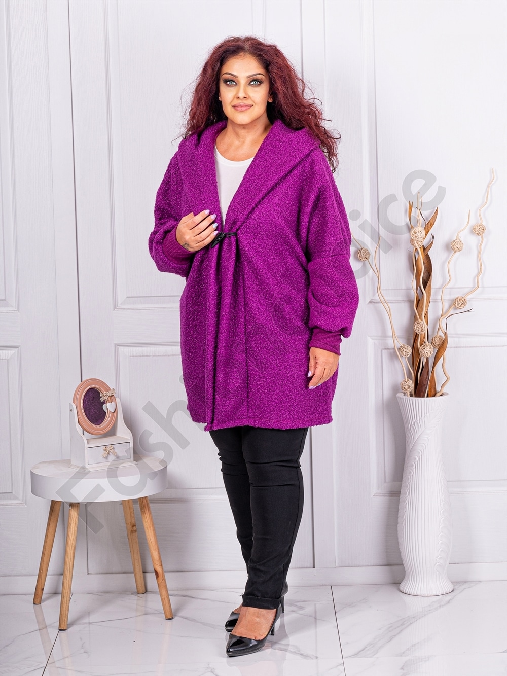 Jacheta maxi din bucle cu inchidere interesanta-magenta cod 1763-5