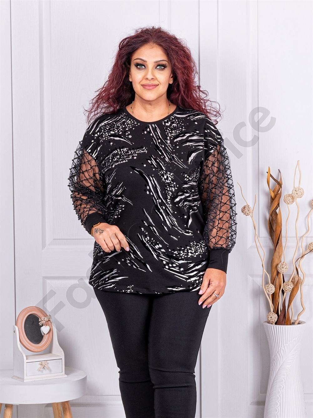 Bluza maxi eleganta cu maneci din tull si perle cod 4626