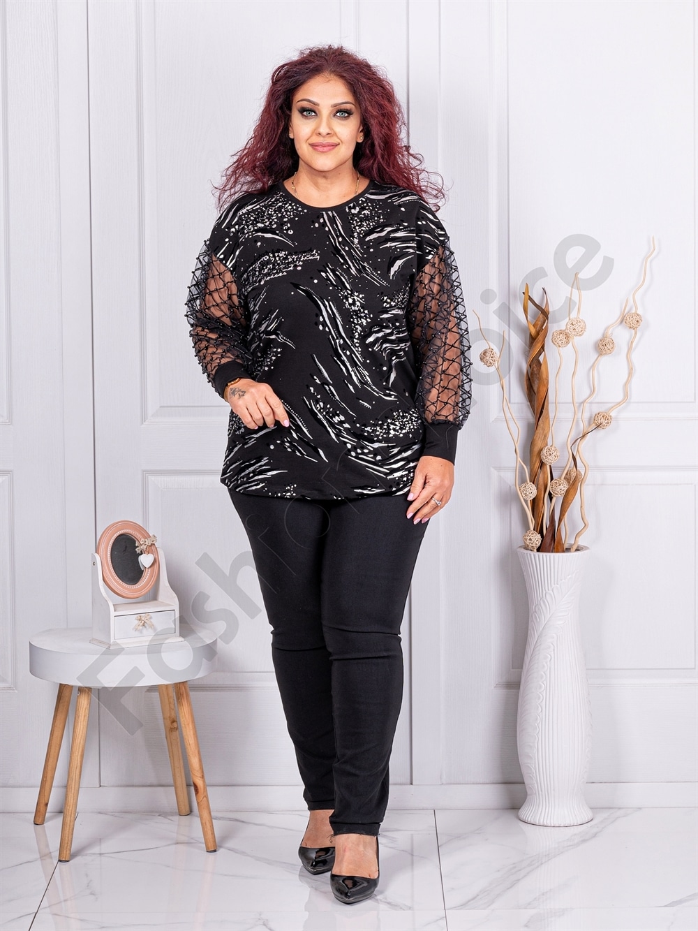 Bluza maxi eleganta cu maneci din tull si perle cod 4626