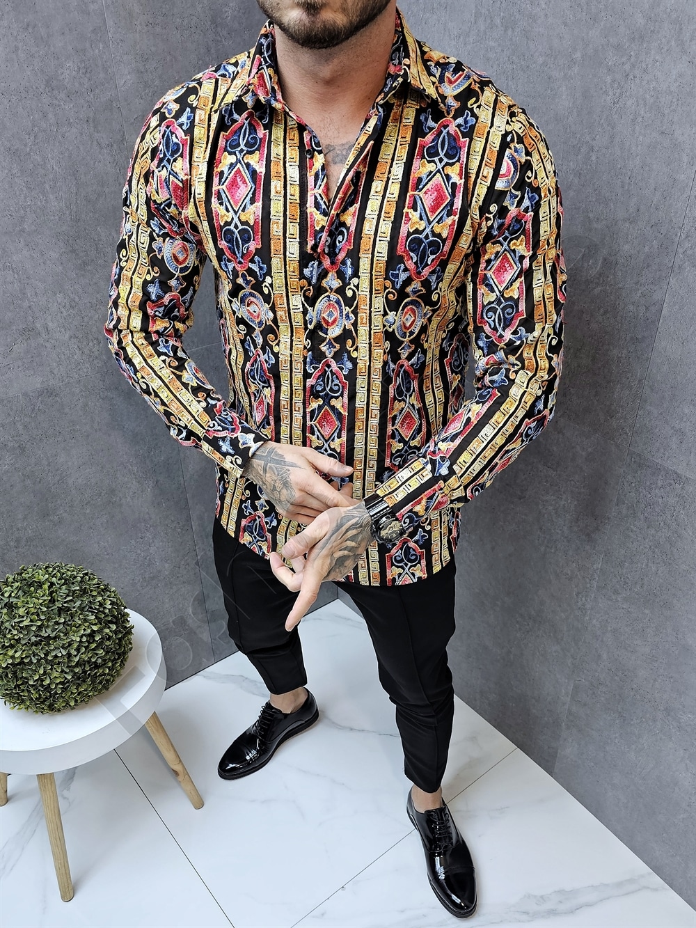 Camasa pentru barbati cu imprimeu multicolor brodat-negru cod 5399