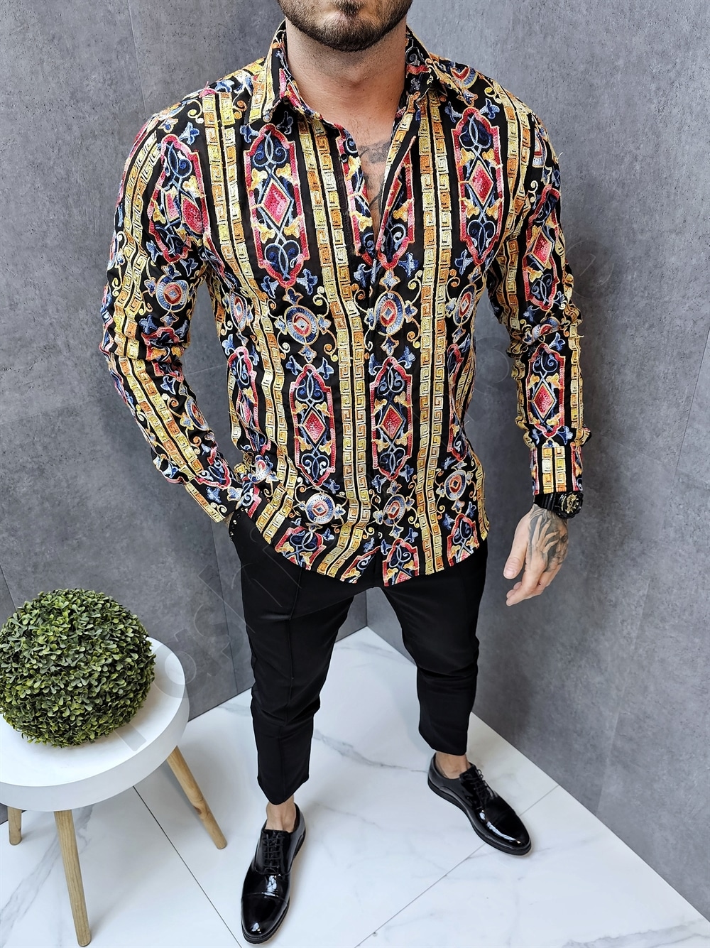 Camasa pentru barbati cu imprimeu multicolor brodat-negru cod 5399
