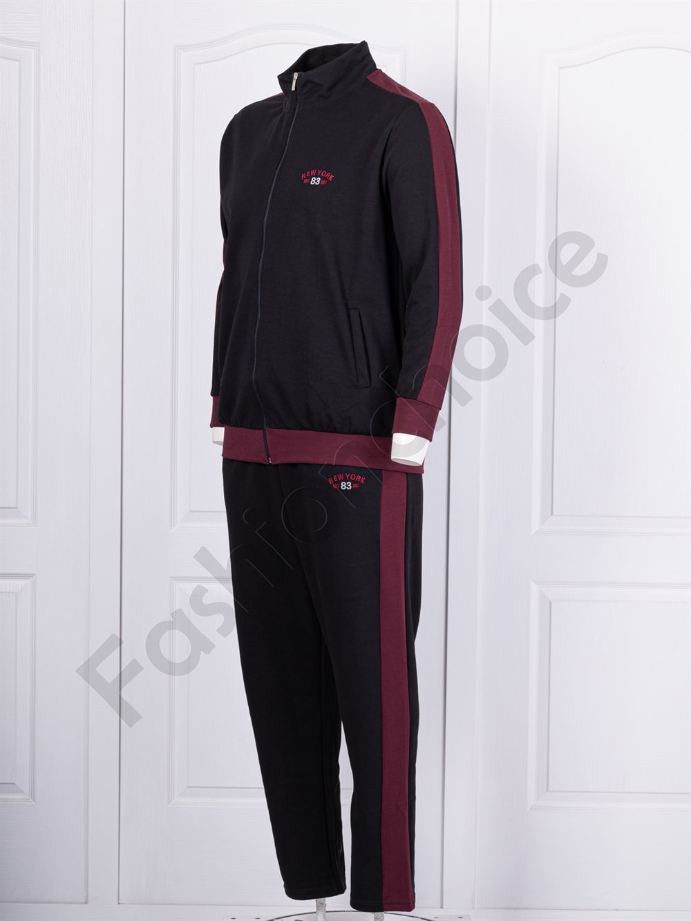 Compleu maxi sport cu inscris brodat New York-negru cod 24524