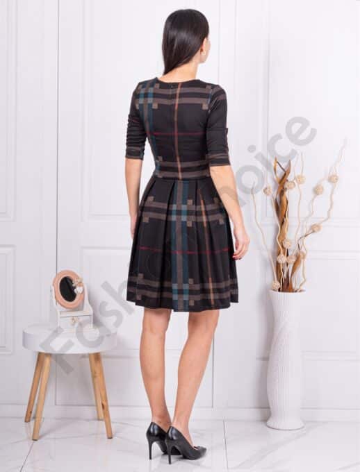 Rochie din material gros in carouri multicolor-maro cod 2066