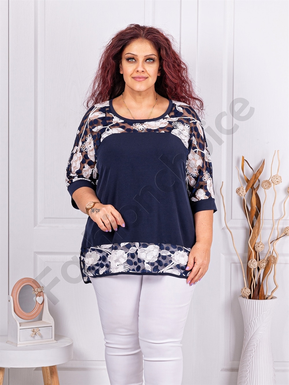 Tunica maxi cu tull din flori albi si buline cod 23022