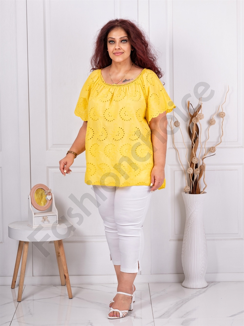 Bluza maxi pentru vara cu broderie englezeasca-galben cod 1277-5