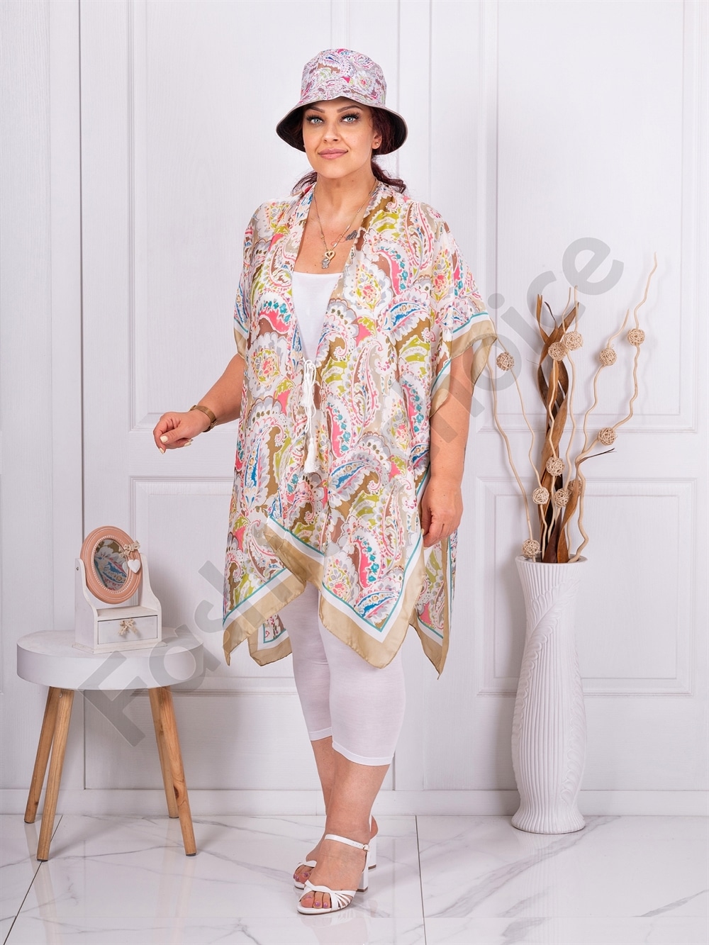 Pareo maxi de plaja cu cadou palarie-capucino cod 336