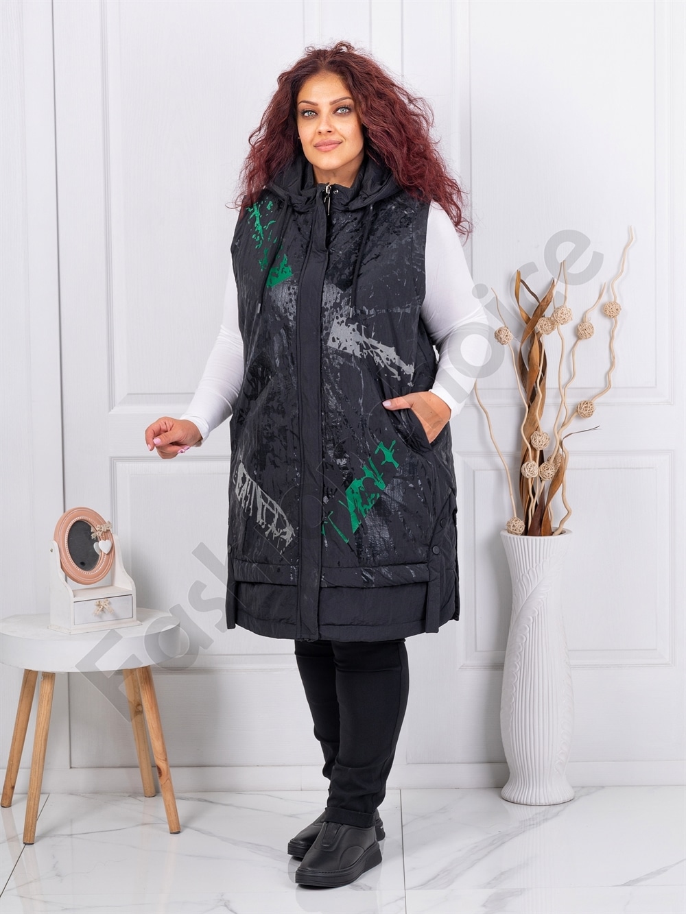 Vesta maxi de dama cu gluga si imprimeu multicolor cod 90081