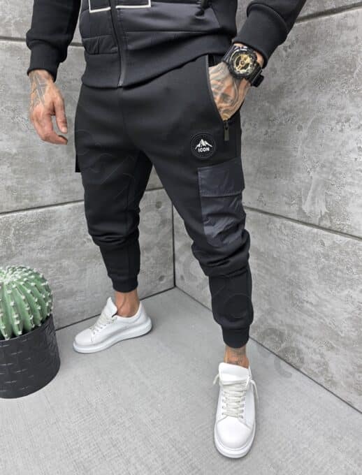 Compleu sport in combinatie cu fas si inscriptie brodata-negru cod 1142