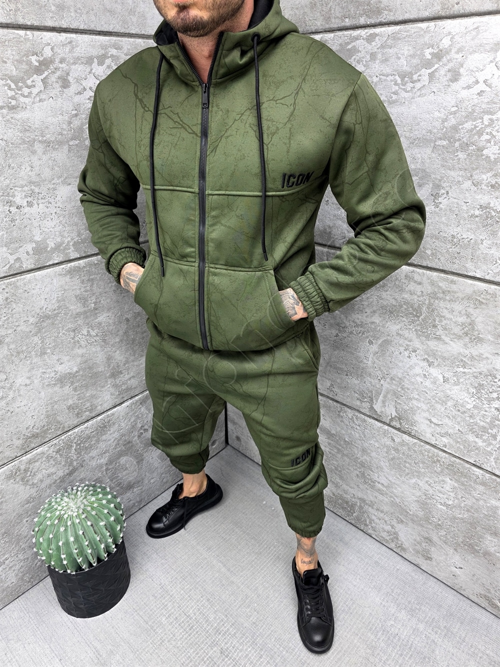 Compleu gros pentru barbati cu gluga si broderie-verde cod 5355-2