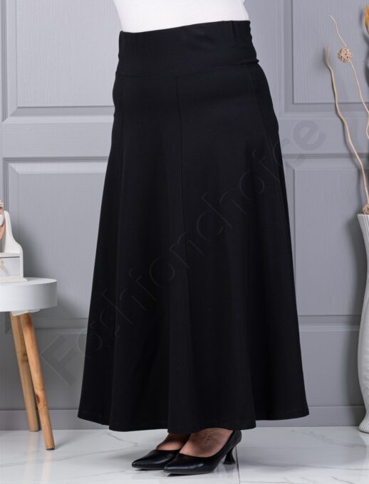 Fusta din material gros in cloș-negru cod 25365