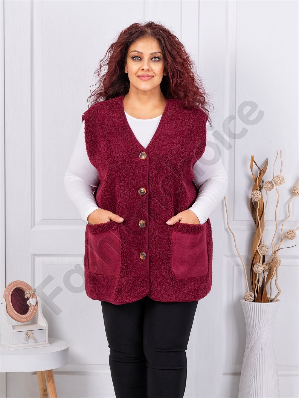 Vesta maxi din bucle cu croi modern si buzunare-bordo cod 2185-5