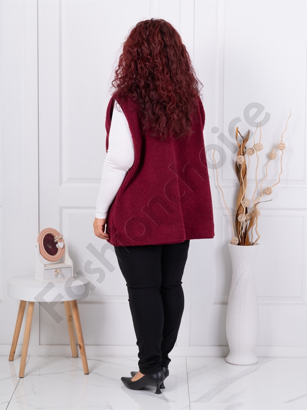 Vesta maxi din bucle cu croi modern si buzunare-bordo cod 2185-5