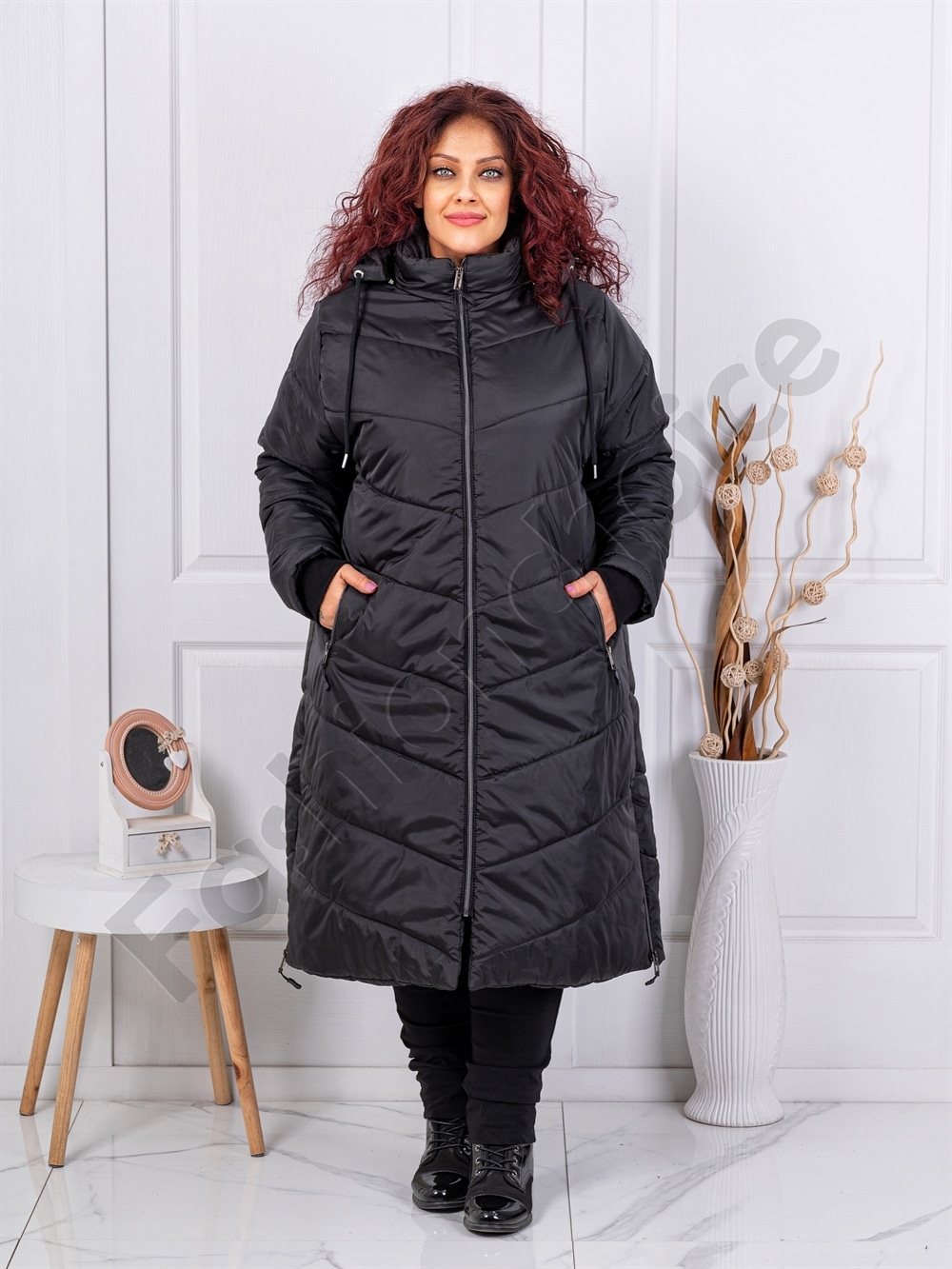 Geaca lunga super maxi cu gluga si fermoare in parti-negru cod 25050