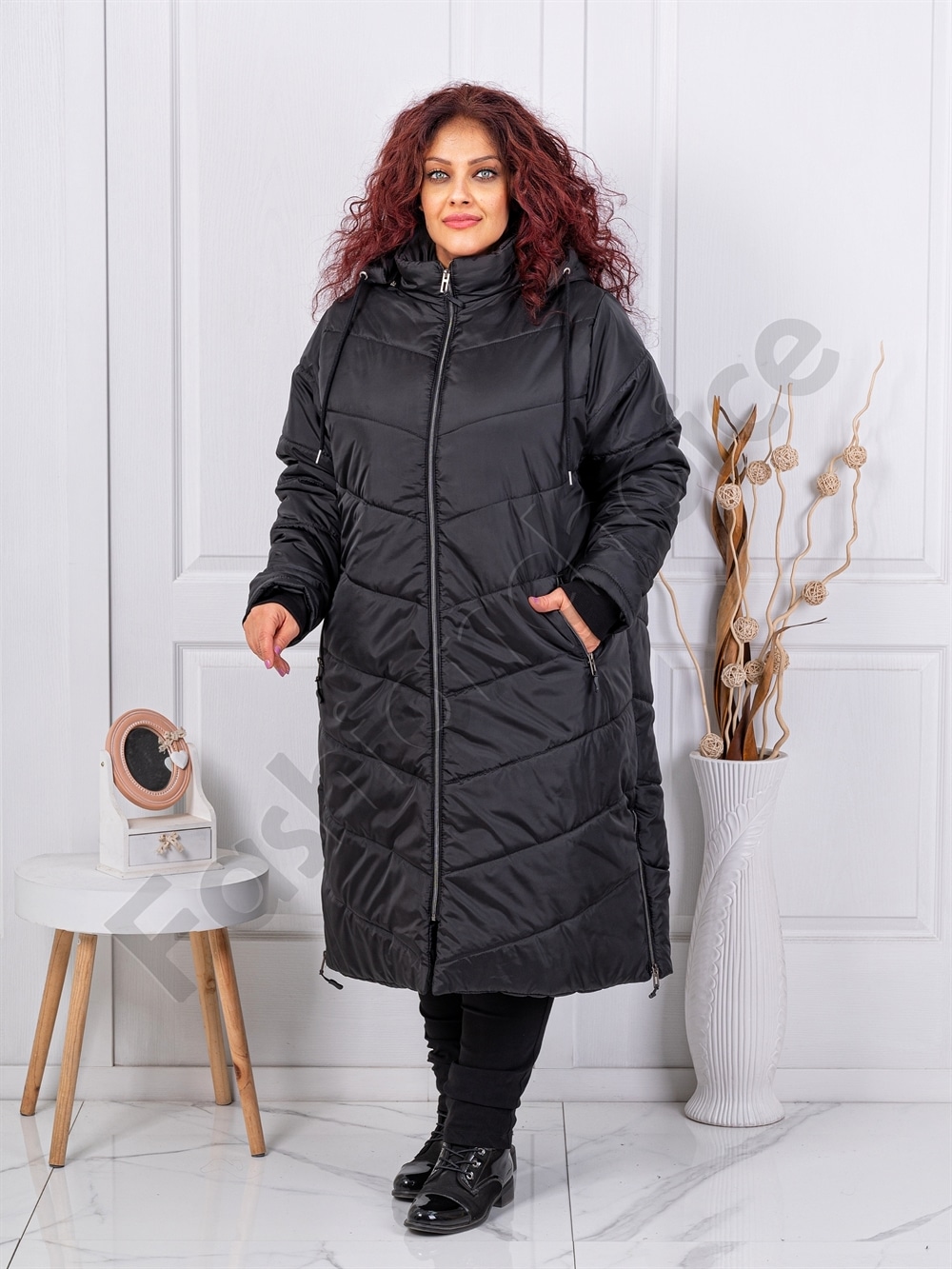 Geaca lunga super maxi cu gluga si fermoare in parti-negru cod 25050