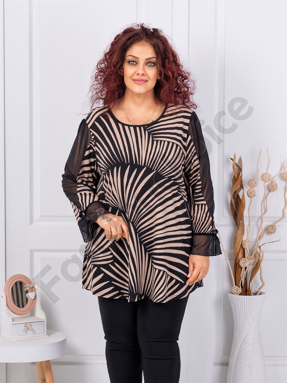 Tunica maxi oficiala cu tull si imprimeu abstract cod 25030-2